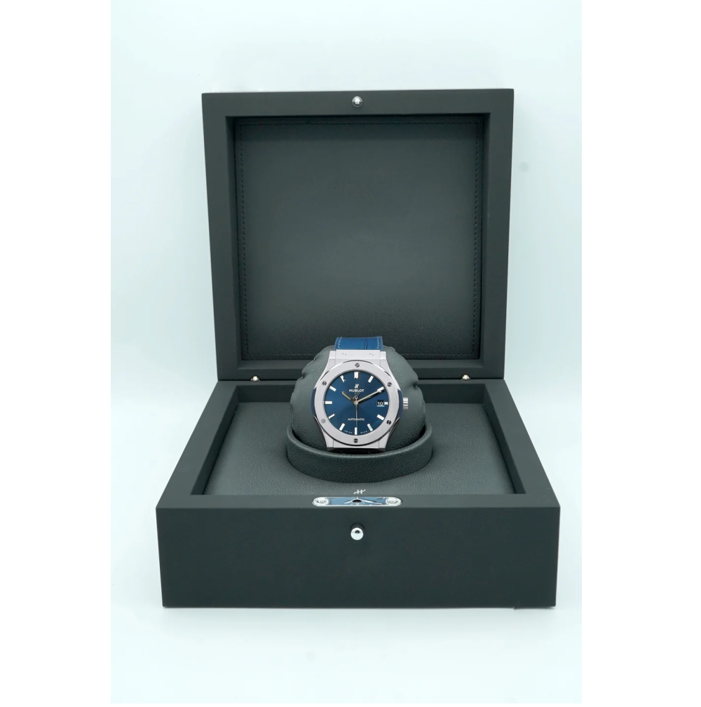 Hublot 511.NX.7170LR Classic Fusion Titanium Blue Dial Blue Leather Strap Complete Set 2024